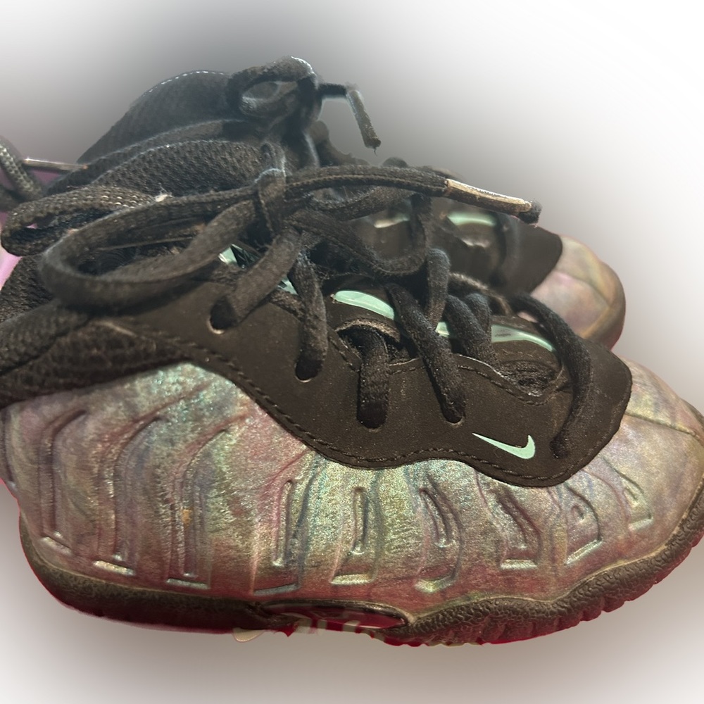Toddler Nike Foamposites Size 5C  Well Kept.
